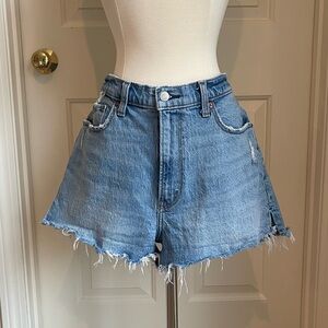 Abercrombie Curve Love The Mom Short High Rise